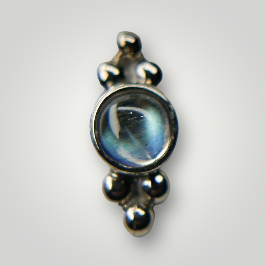 2-Point Sabrina with Labradorite in 14kt White Gold