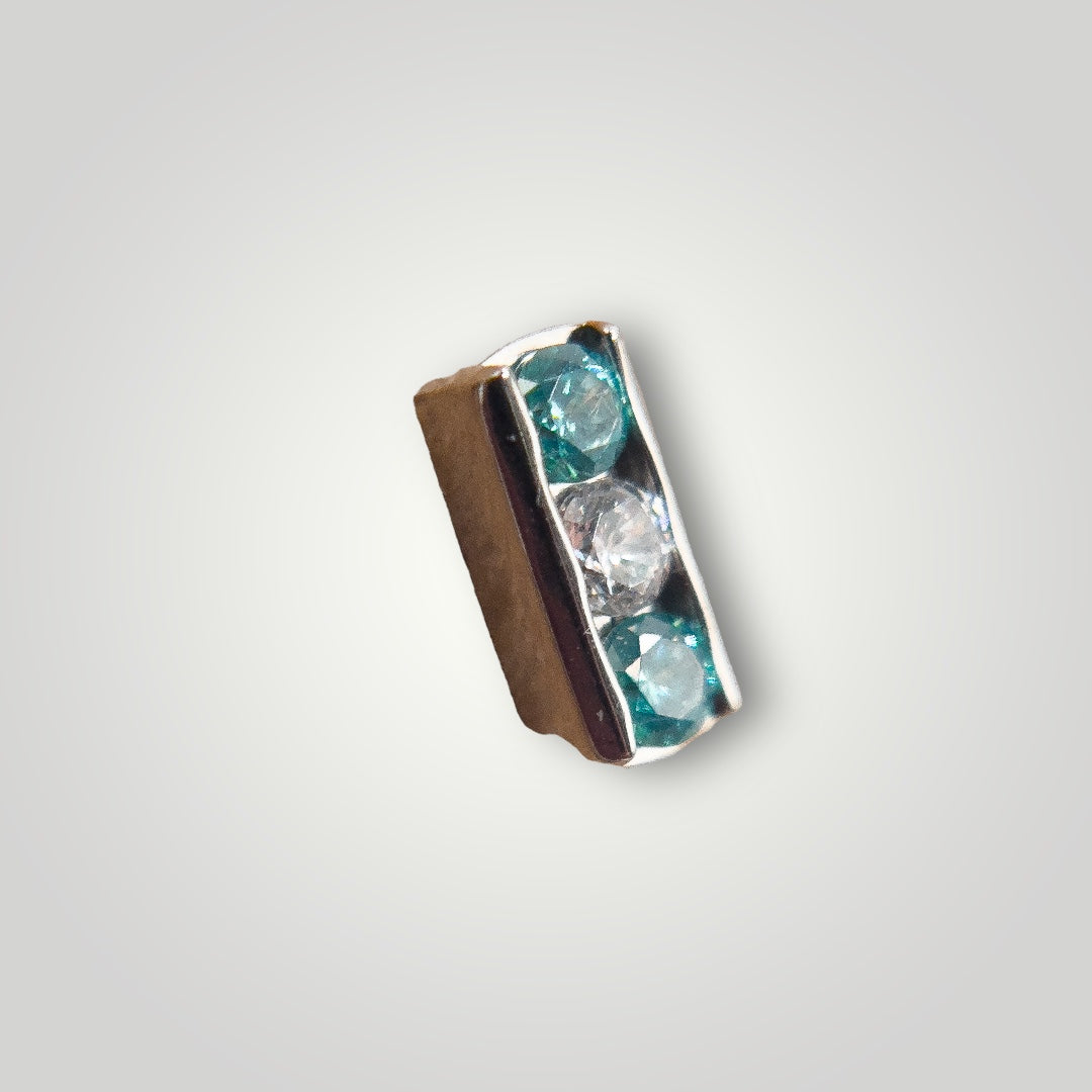 Channel-Set with White & Mint CZ in Titanium