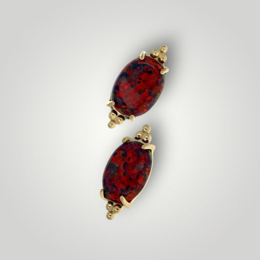 Fara Ta with Faux Red Opal in 18kt Yellow Gold