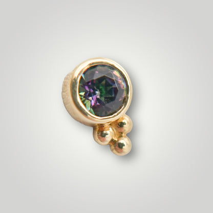 Mona with Rainbow Topaz in 18kt Yellow Gold