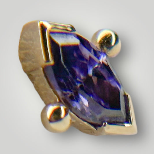 Pylon with Mystic Topaz in 18kt Yellow Gold